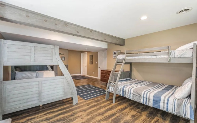 Solar Delight by Taylor Made Deep Creek