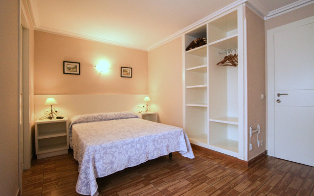 Hotel Y Apartamentos San Jorge