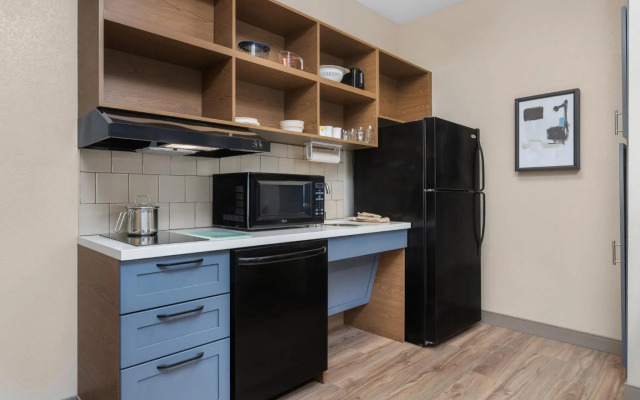 Candlewood Suites La Crosse N by IHG