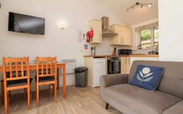 Chalet Log Cabin C9