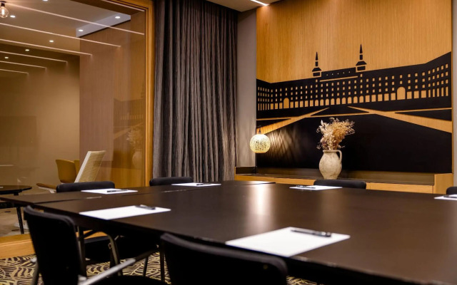 Motel One Madrid-Plaza de España