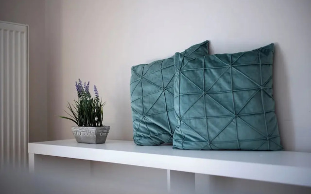 Spark 2-Bedroom Apartment in Athens