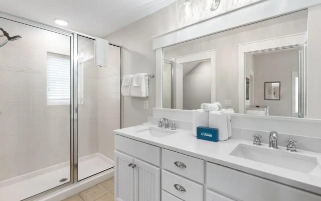 1289 Laurel Grove