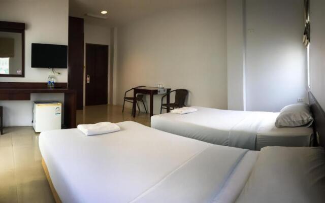 Sunshine Hostel Hua Hin