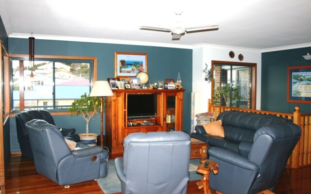 A Willo's View @ Crescent Head