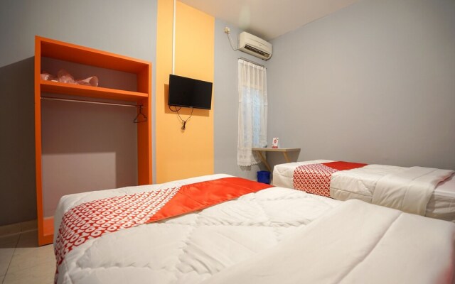 Cendrawasih Homestay by OYO Rooms