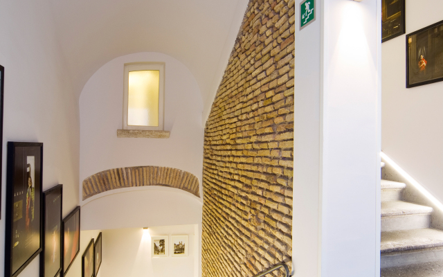 Trevi Palace Luxury Inn