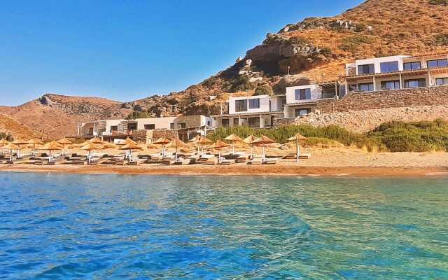 Spathi Beach Suites Kea