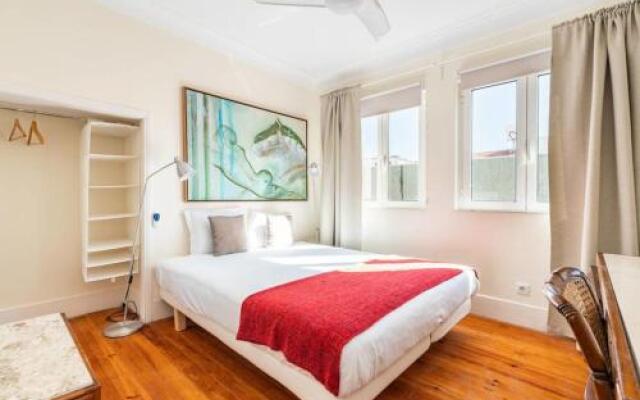 Large family flat in Campo de Ourique