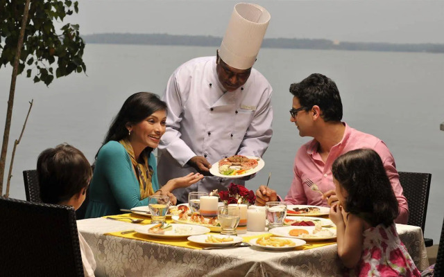Club Mahindra Ashtamudi