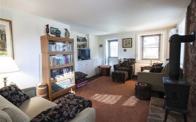 Frush Farm Bed & Breakfast