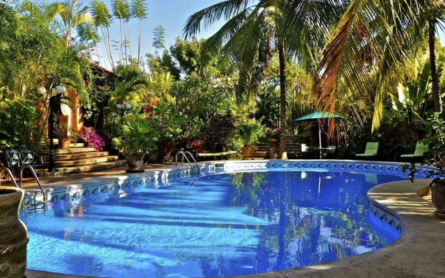 Hotel Suites La Hacienda