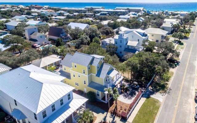 The Crystal Beach House - 1768742