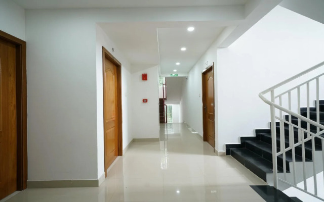 OYO Home 15660 Modern 1BHK