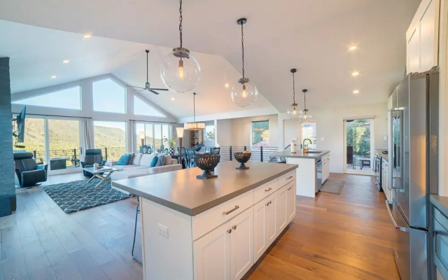 Ruin Hill Kokopeli Pine 4 Bedroom Home by RedAwning