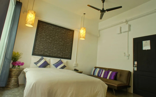 Walking Street Residence