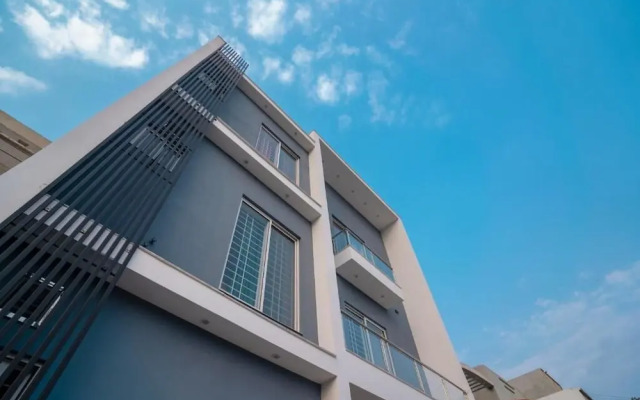 Medallion Suites