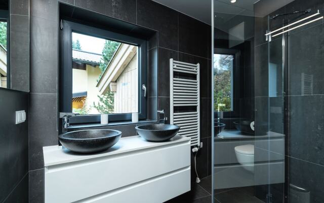Luxurious Holiday Home With Jacuzzi In Wagrain Austria