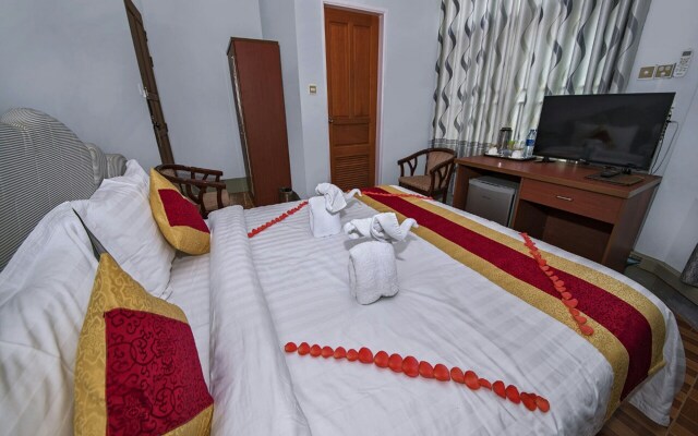 Shwe Hnin Si Hotel