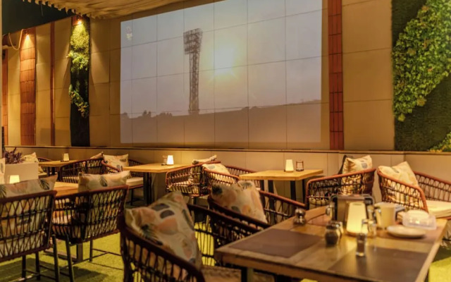 Stay Studio Hotel & Residences