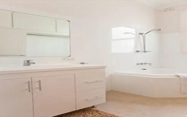 The Apartment Service DARL3