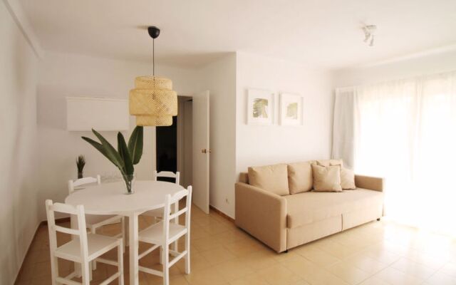 Apartment Pins I Mar Cambrils