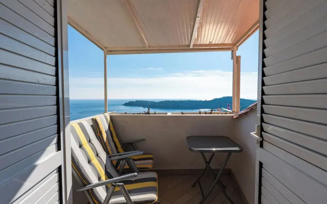 Apartment Blue Horizon
