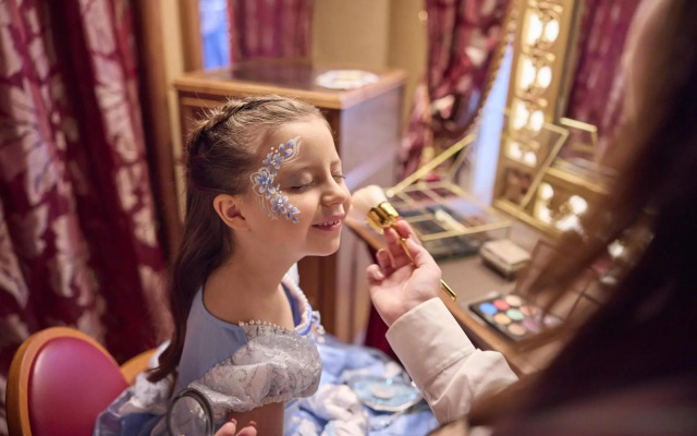 Отель Disneyland