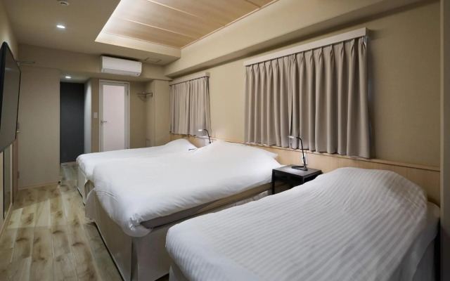 City Hotel N.U.T.S.
