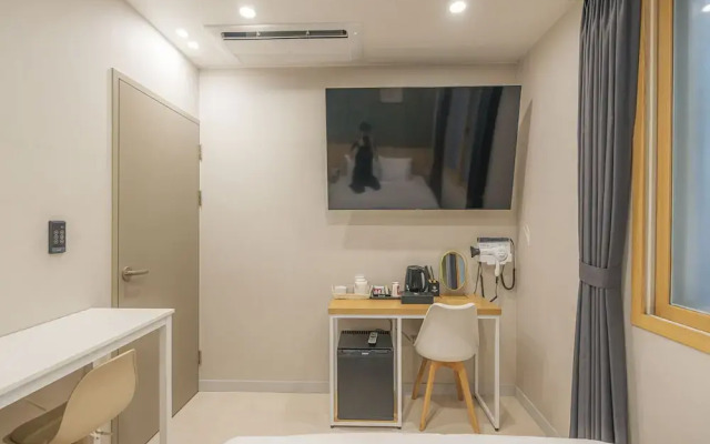 Hotel Leo Changwon Central Branch