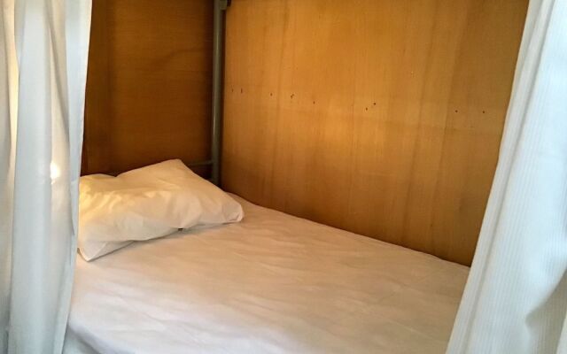 HOSTEL BookCafe Haneda-pudding