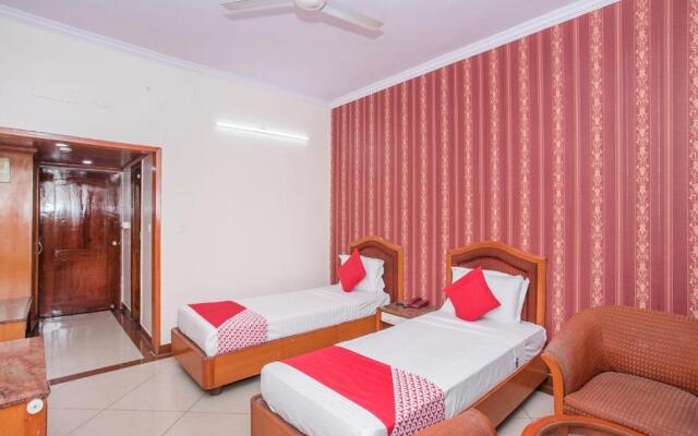 Hotel Chetan International