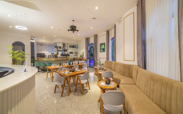 Pham Gia Villa &Hotel