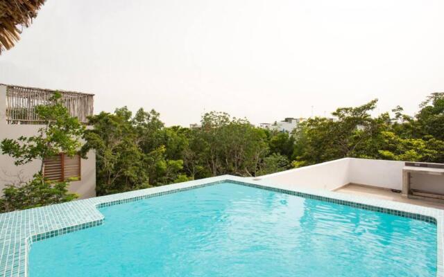Exclusive 4 Br. Townhouse + Rooftop & Private pool