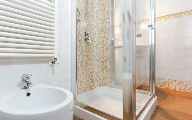 Arno River Bright Apartment