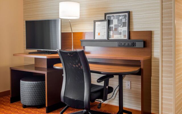 Fairfield Inn & Suites Waterloo Cedar Falls