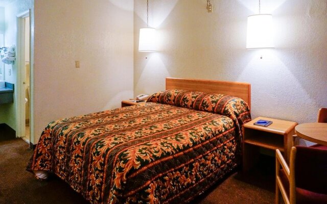Super 8 by Wyndham San Jose Airport