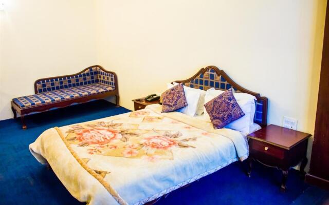 Hotel Sapphire Grand