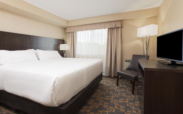 Holiday Inn Express & Suites Fredericton by IHG