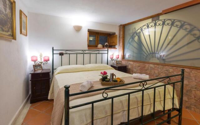 CENTER HOUSE - Apartment with Balcony Ortigia Wifi