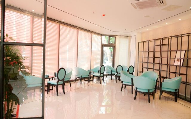 Qingdao Galaxy Holiday Hotel