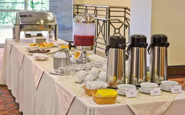Hotel Cassino Tower Campinas Cambui By Nacional Inn