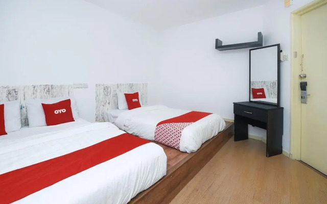 River Inn by OYO Rooms