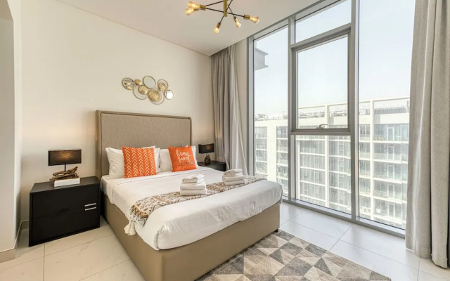 PVH - 1BR Lagoon View - District One