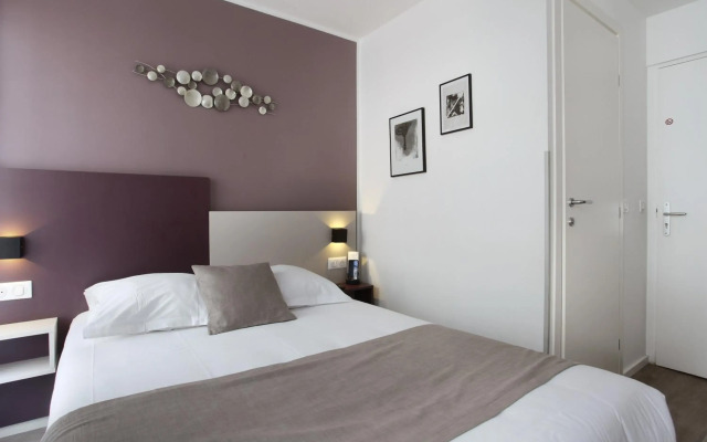 The Alcove Hotel