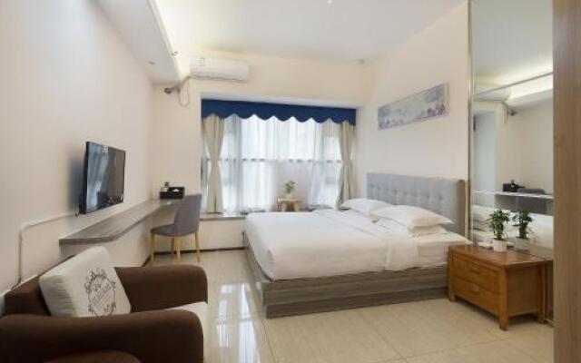 Xin Yue Zhi Lv Hotel