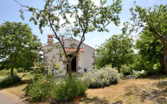 House Nadija