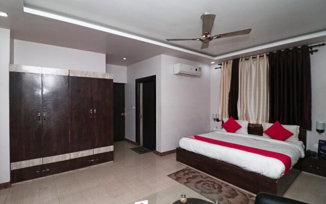 OYO 4635 Sheetal Hotel