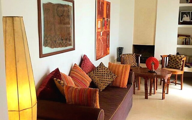 Riad Roshan