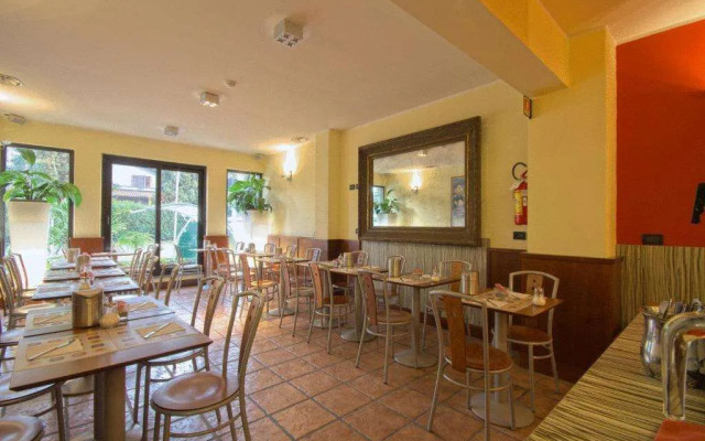 Le Palme - Adults Only (10 years old)